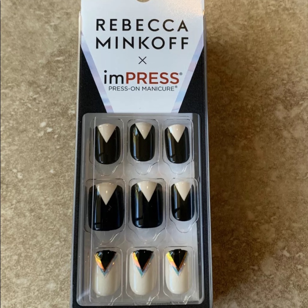 imPRESS Press-on Nails Rebecca Minkoff Collection